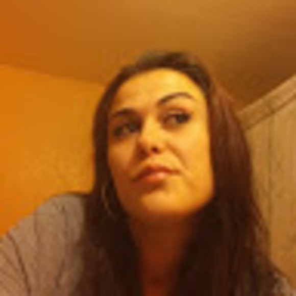 Meet your Posher, Melanie - Picture 1 of 1